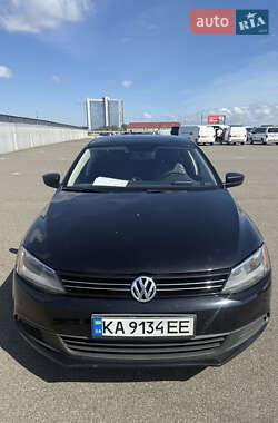 Седан Volkswagen Jetta 2014 в Києві