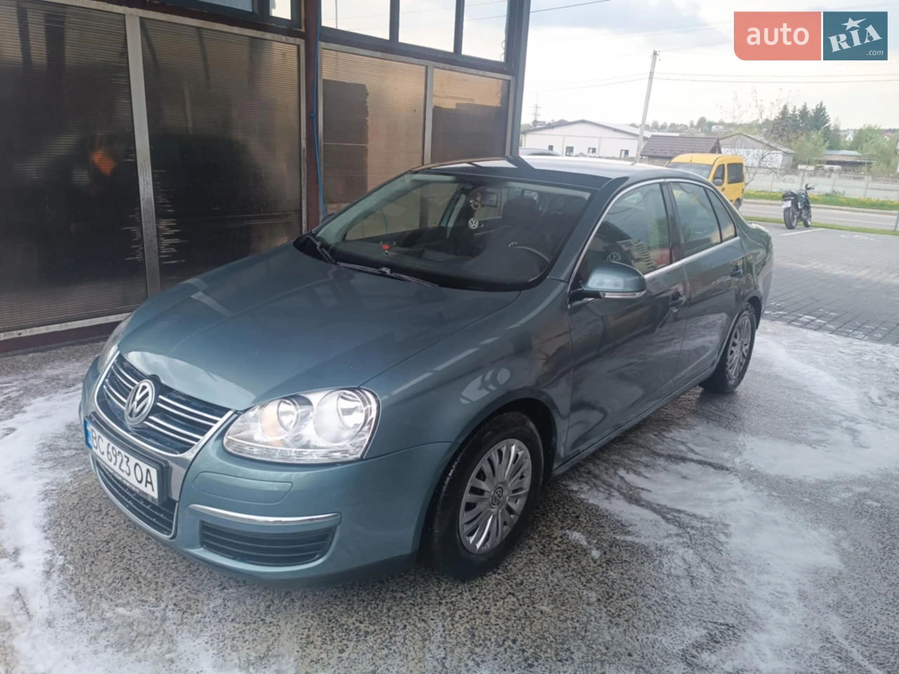 2010 Volkswagen Jetta - мініатюра 21