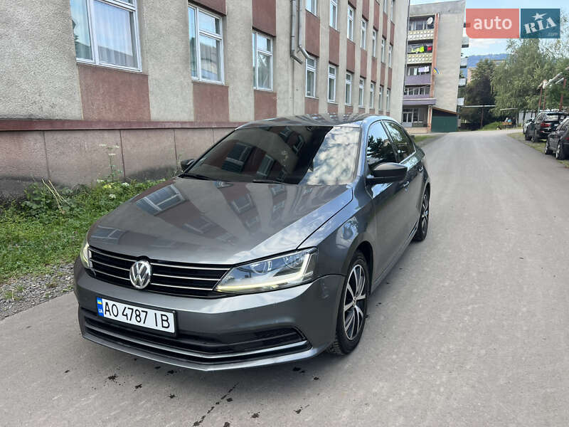 Volkswagen Jetta 2015