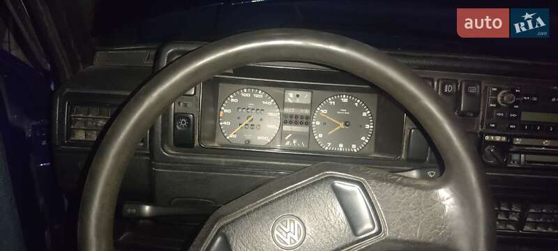 Седан Volkswagen Jetta 1986 в Днепре