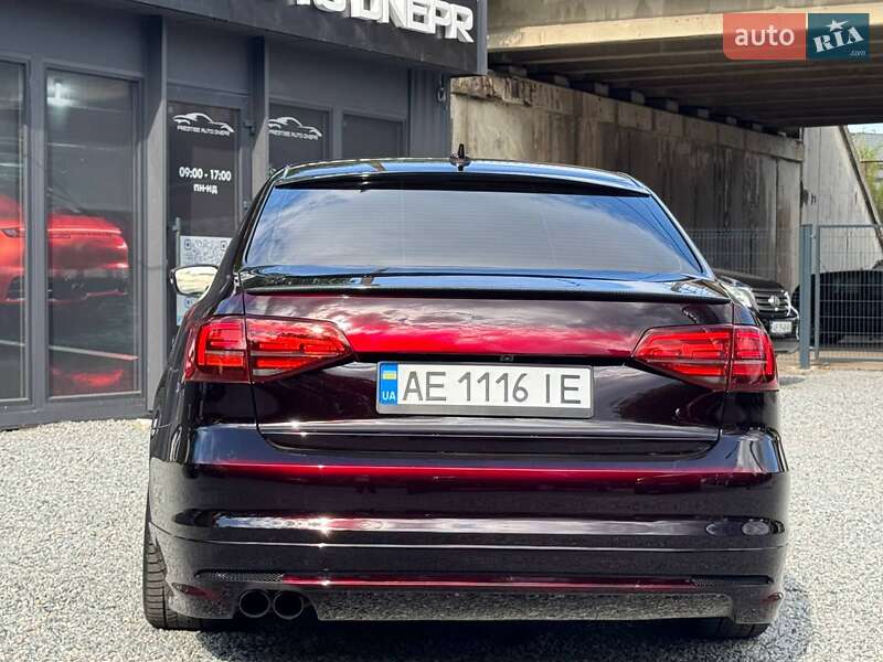 Седан Volkswagen Jetta 2015 в Днепре