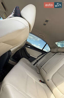 Седан Volkswagen Jetta 2013 в 