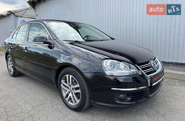 Седан Volkswagen Jetta 2010 в Киеве