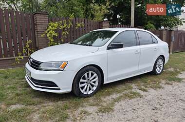 Седан Volkswagen Jetta 2015 в Чернігові