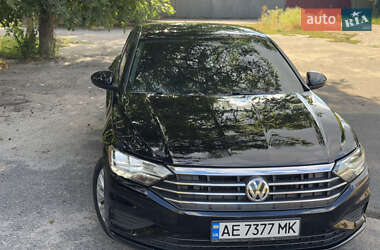 Седан Volkswagen Jetta 2018 в 