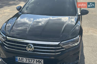Седан Volkswagen Jetta 2018 в 