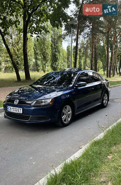 Седан Volkswagen Jetta 2013 в 