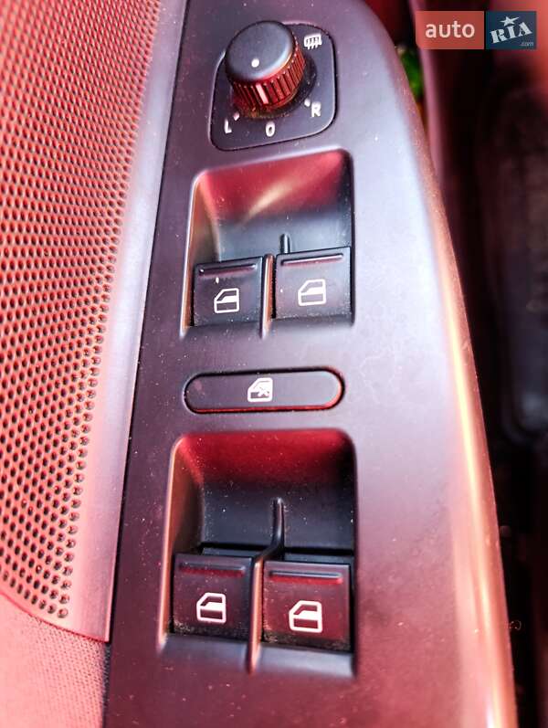 Седан Volkswagen Jetta 2009 в Львові