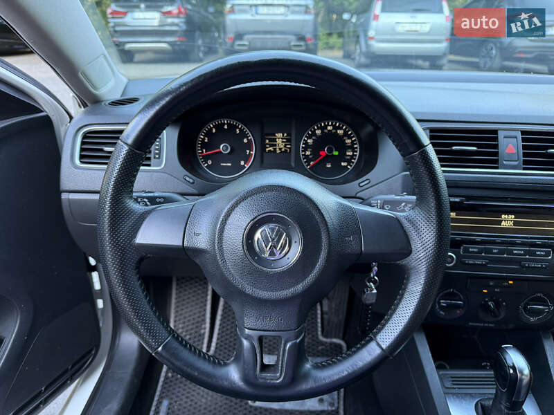 Седан Volkswagen Jetta 2013 в Одессе