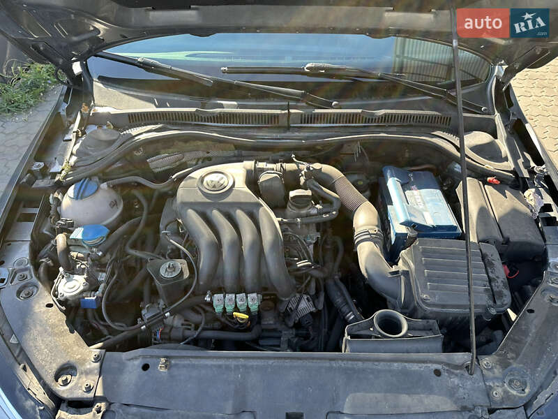 Седан Volkswagen Jetta 2014 в Києві
