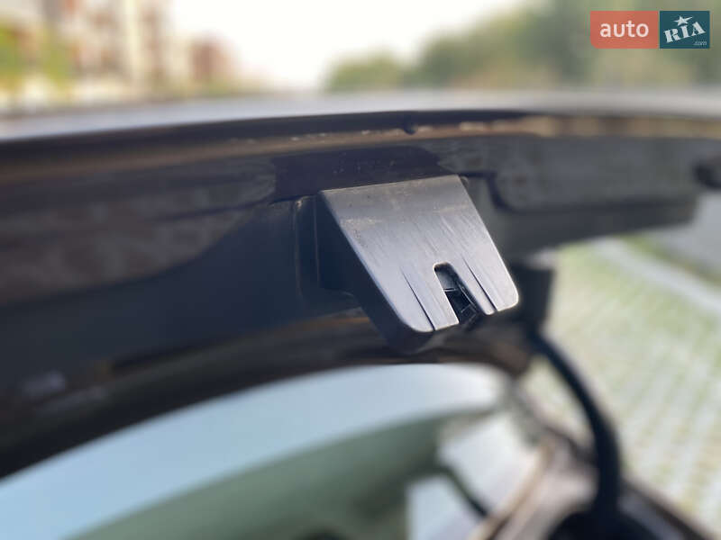 Седан Volkswagen Jetta 2013 в Луцьку