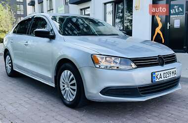Седан Volkswagen Jetta 2014 в Білогородці