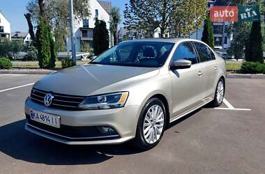 Седан Volkswagen Jetta 2015 в Києві