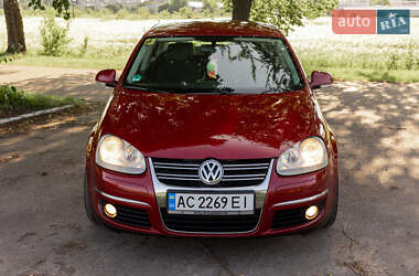 Седан Volkswagen Jetta 2006 в 