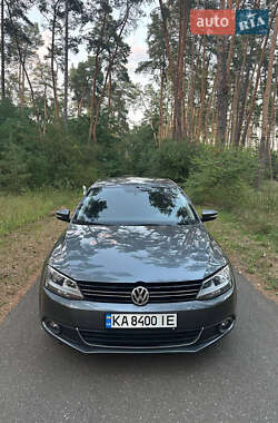 Седан Volkswagen Jetta 2012 в Кропивницькому