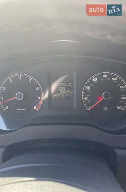 Седан Volkswagen Jetta 2010 в Решетиловке