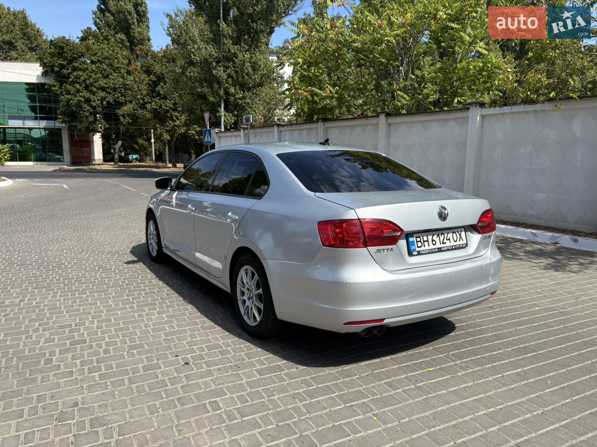 2010 Volkswagen Jetta - мініатюра 8