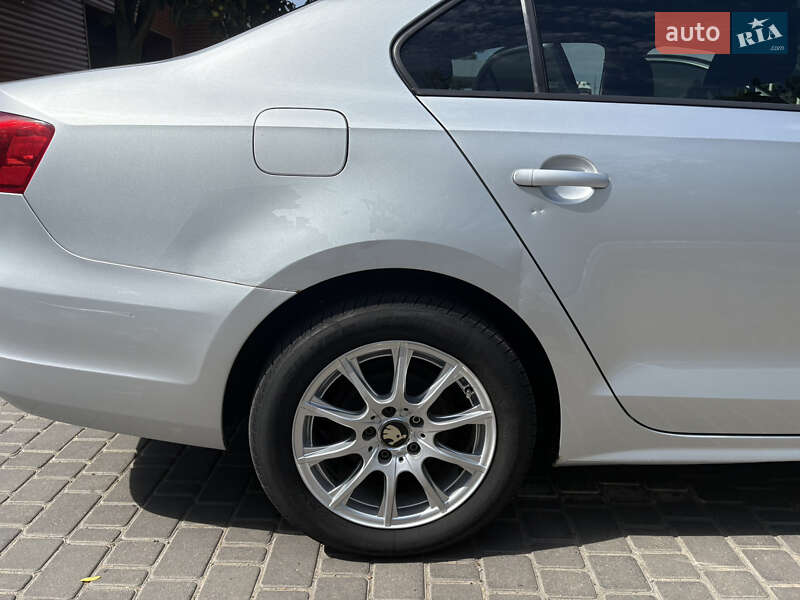 Седан Volkswagen Jetta 2010 в Одессе