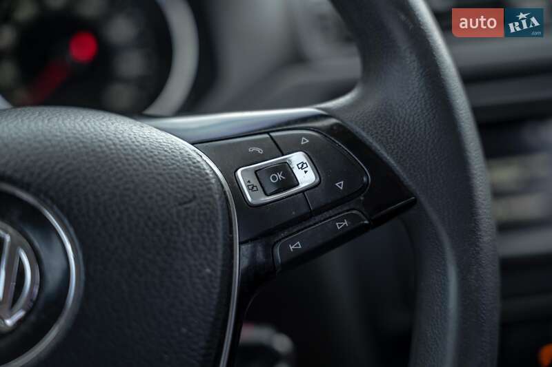 Седан Volkswagen Jetta 2016 в Черновцах