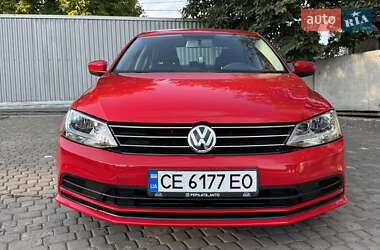 Седан Volkswagen Jetta 2015 в Черновцах