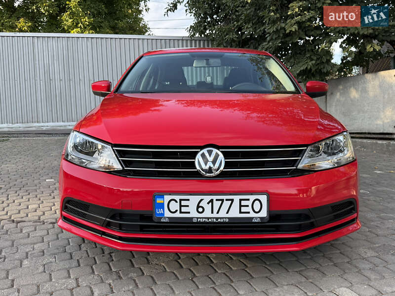 Седан Volkswagen Jetta 2015 в 