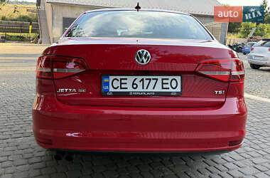 Седан Volkswagen Jetta 2015 в 