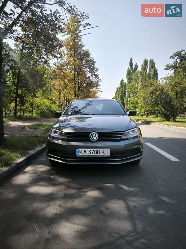 Volkswagen Jetta 2015