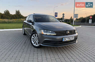 Седан Volkswagen Jetta 2016 в Львові