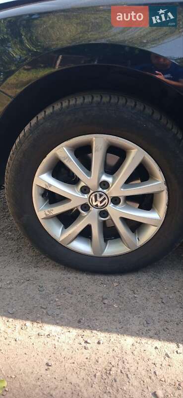 Седан Volkswagen Jetta 2011 в Києві