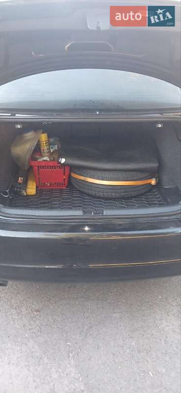 Седан Volkswagen Jetta 2011 в Києві