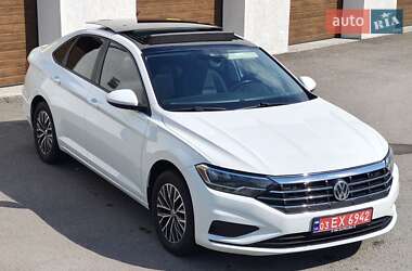 Седан Volkswagen Jetta 2020 в Рівному