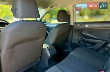 Седан Volkswagen Jetta 2021 в 
