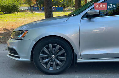 Седан Volkswagen Jetta 2014 в 
