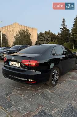 Седан Volkswagen Jetta 2014 в 