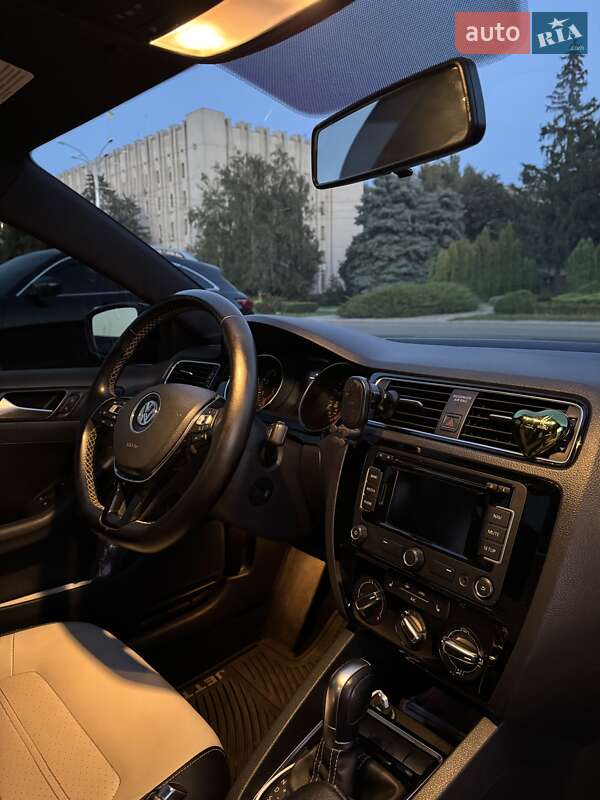 Седан Volkswagen Jetta 2014 в Кременчуці фото 7 Седан Volkswagen Jetta 2014 в Кременчуці