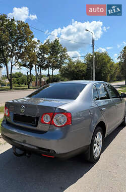 Седан Volkswagen Jetta 2006 в 