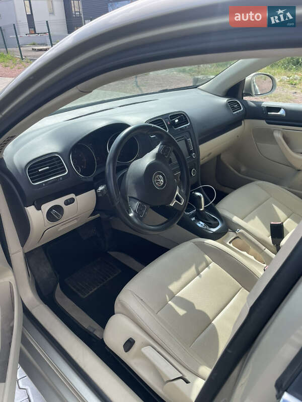 Універсал Volkswagen Jetta 2013 в Києві