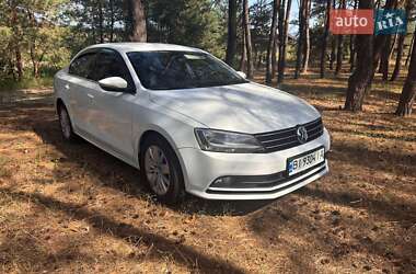 Седан Volkswagen Jetta 2016 в 