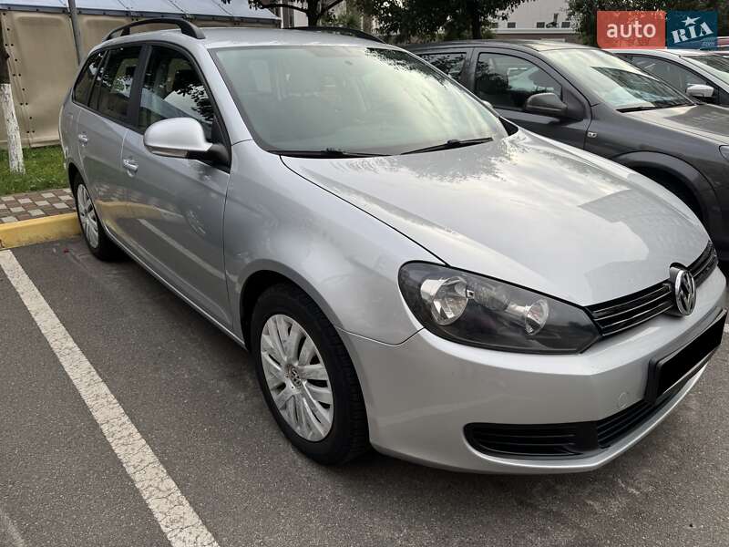 Універсал Volkswagen Jetta 2014 в Києві