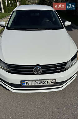 Седан Volkswagen Jetta 2016 в 