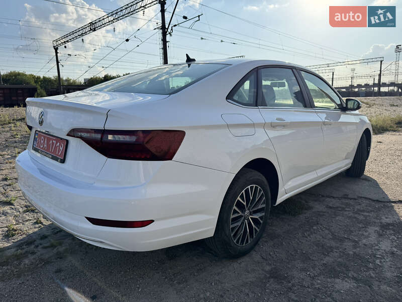 Седан Volkswagen Jetta 2021 в Харькове