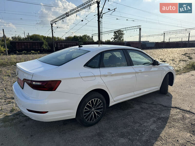 Седан Volkswagen Jetta 2021 в Харькове