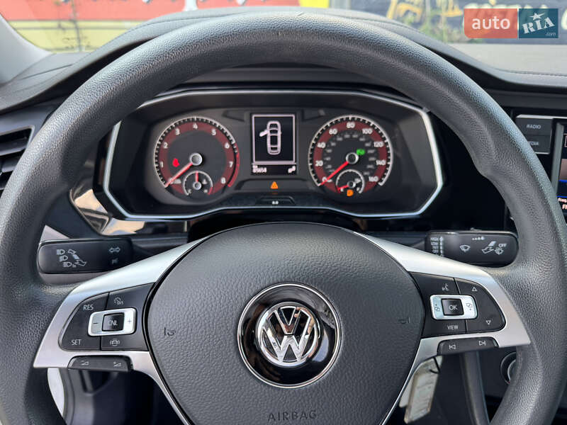 Седан Volkswagen Jetta 2021 в Харькове