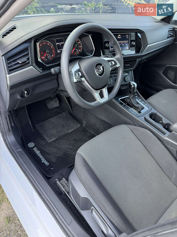 Седан Volkswagen Jetta 2021 в Харькове