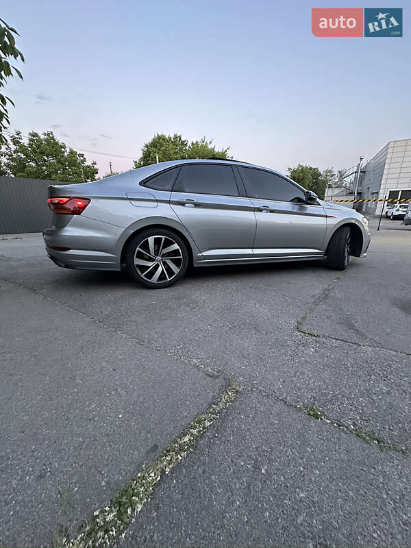 Седан Volkswagen Jetta 2019 в Харкові