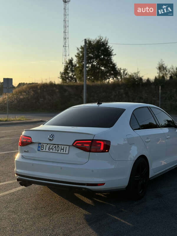 Седан Volkswagen Jetta 2017 в Полтаве