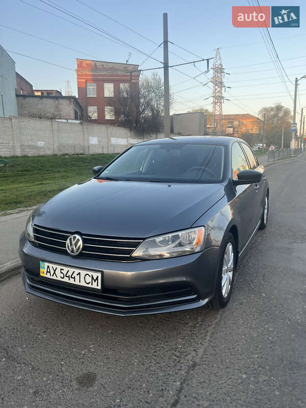 Седан Volkswagen Jetta 2014 в Харькове