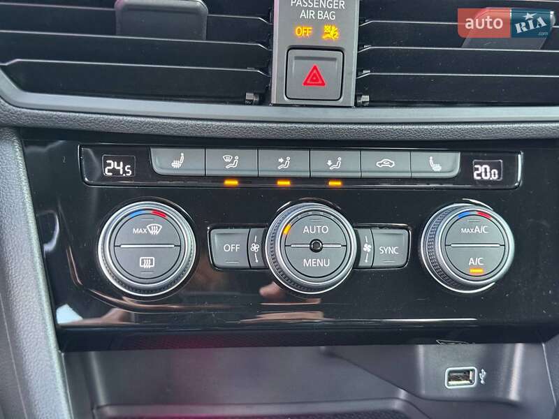 Седан Volkswagen Jetta 2019 в Одессе фото 49 Седан Volkswagen Jetta 2019 в Одессе