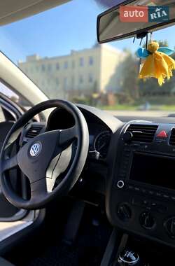 Седан Volkswagen Jetta 2006 в 