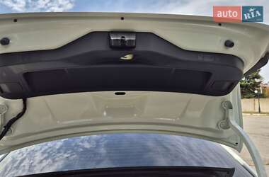 Седан Volkswagen Jetta 2019 в 